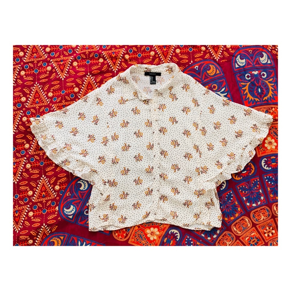 • NEVER BEEN USED •Vintage floral print blouse🌸